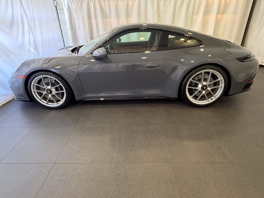 Certified 2026 Porsche 911 Carrera GTS RWD image 2