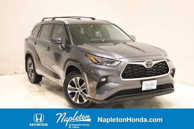 Used 2024 Toyota Highlander XLE video 1