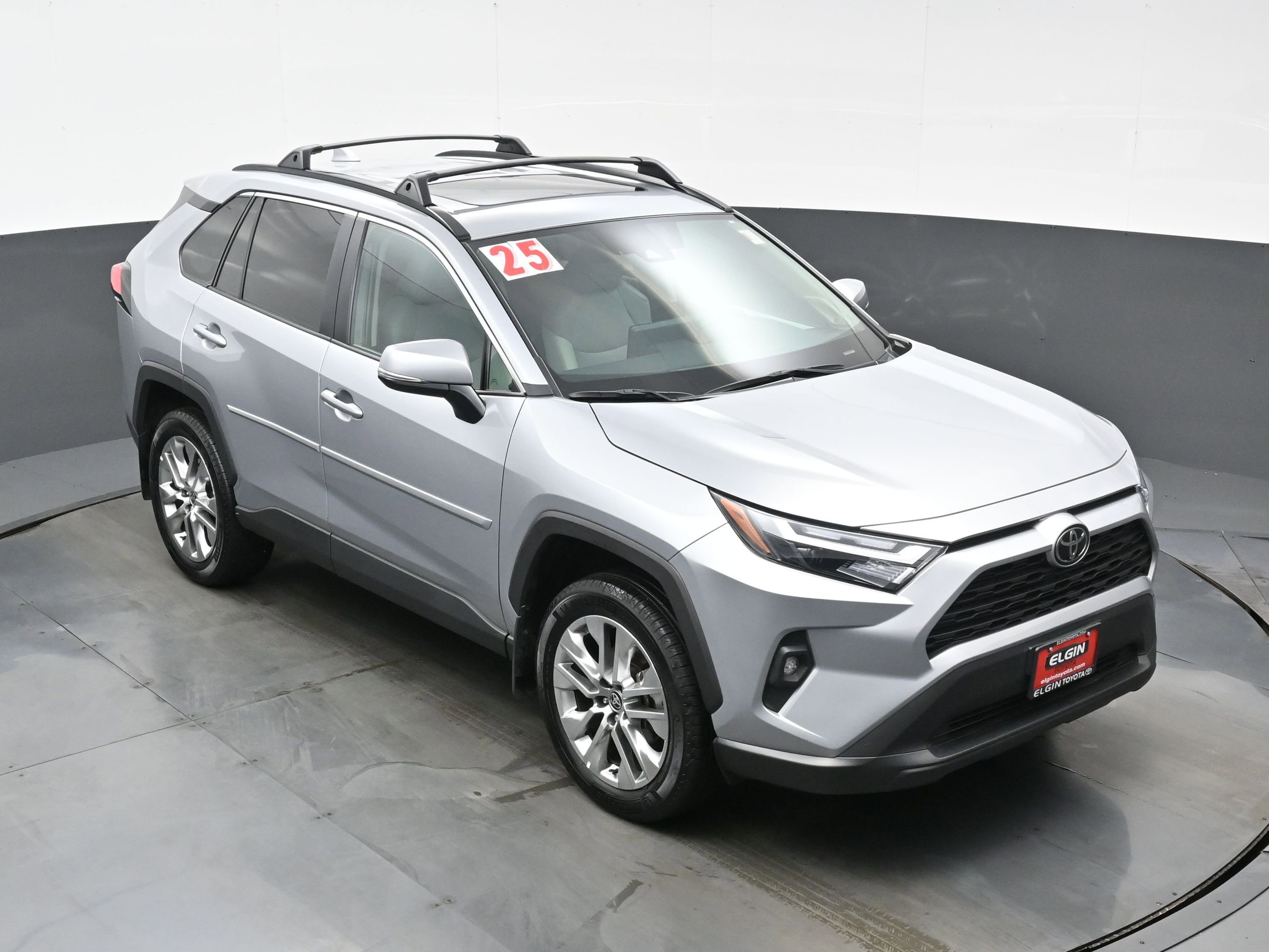 Used 2025 Toyota RAV4 XLE Premium w/ Weather Package AWD/4WD image 35