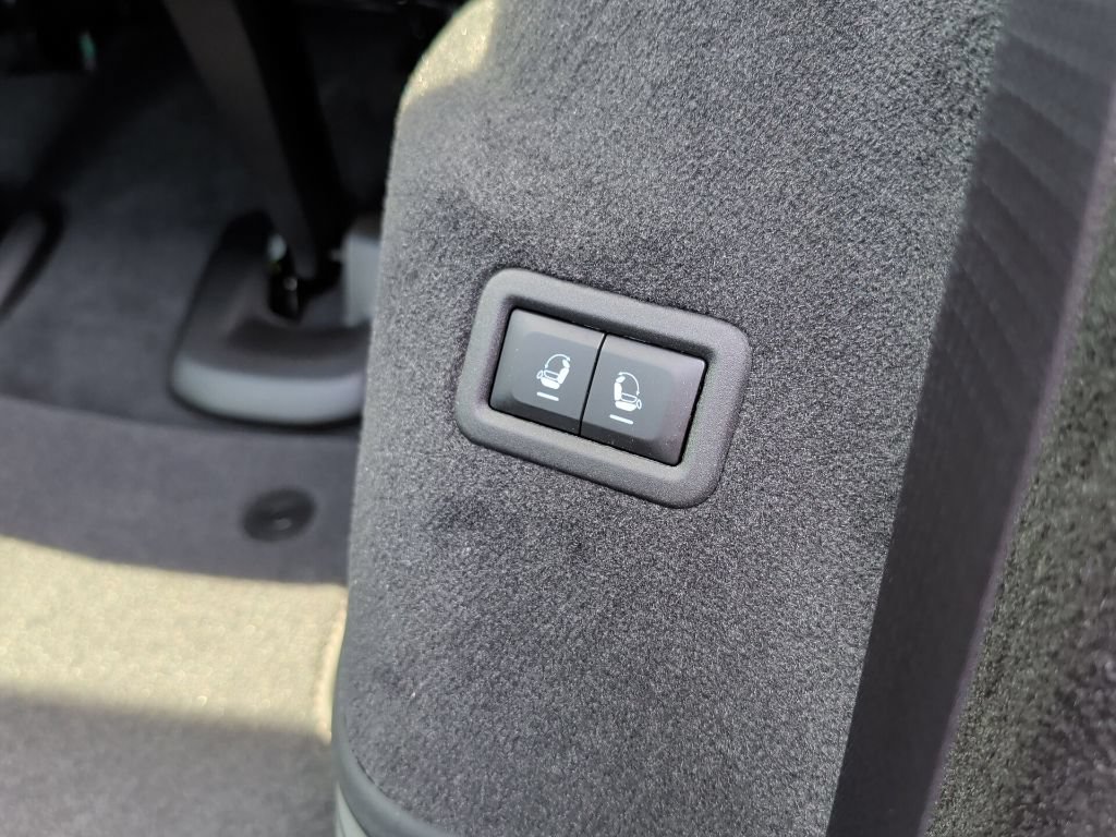 New 2026 Jeep Grand Wagoneer Summit AWD/4WD image 41