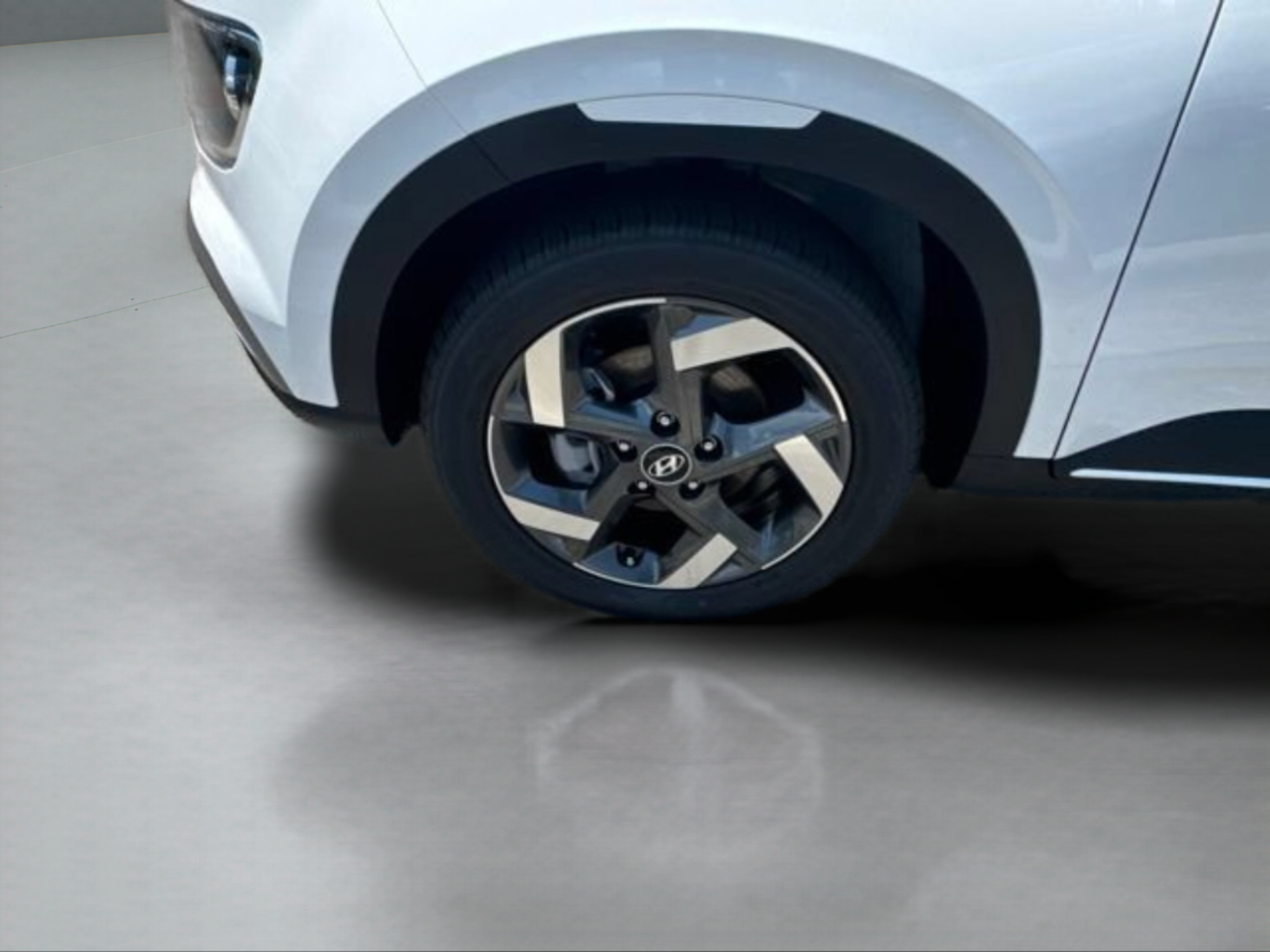 New 2026 Hyundai Venue SEL FWD image 31