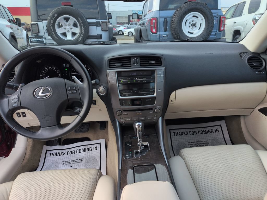 Used 2010 Lexus IS 250C RWD image 12