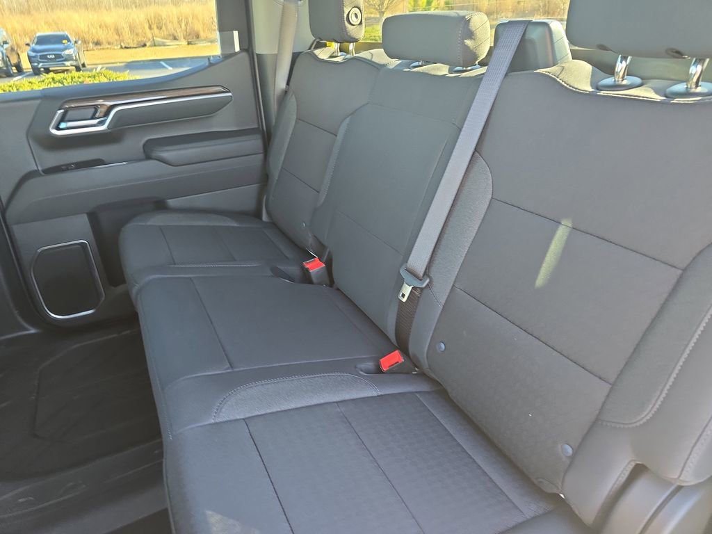 New 2026 Chevrolet Silverado 1500 LT w/ LPO, Dark Essentials Package AWD/4WD image 14