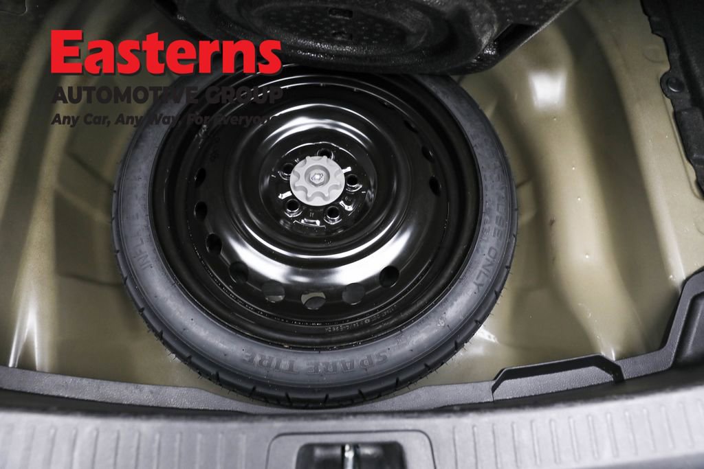 Used 2024 Toyota Corolla LE image 21