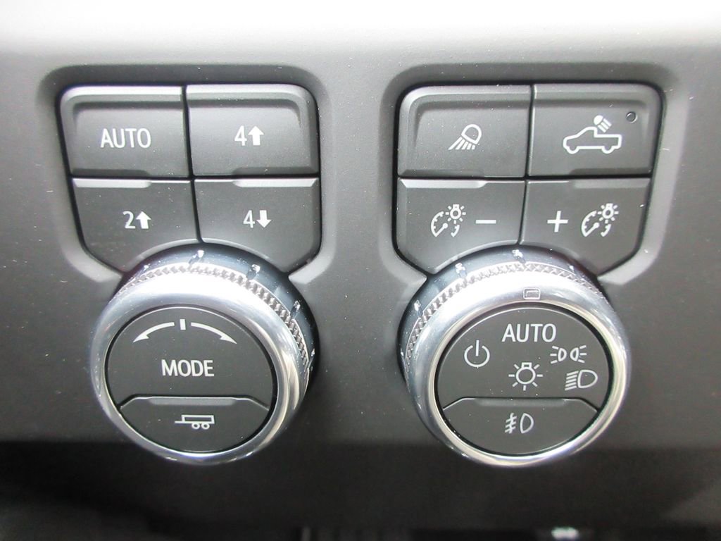 New 2026 GMC Sierra 1500 AT4 w/ AT4 Premium Package image 18