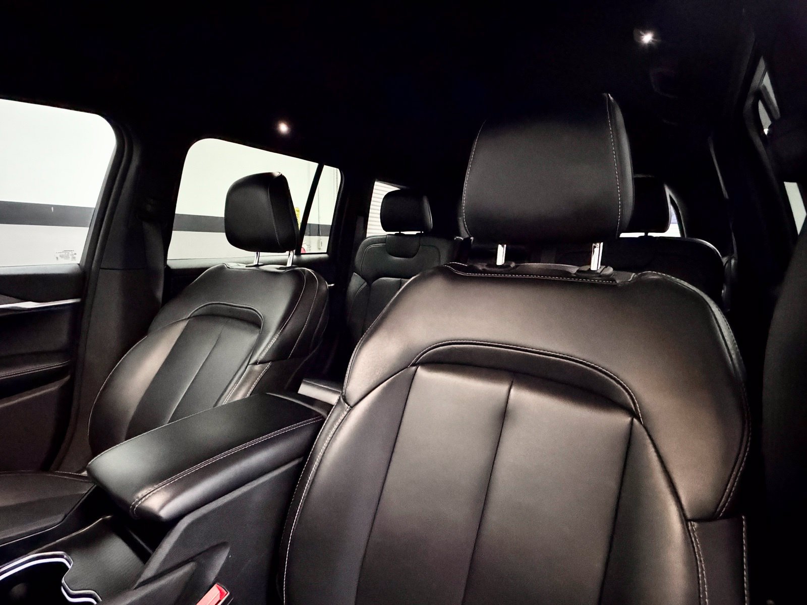 Used 2024 Jeep Grand Cherokee Limited RWD image 24