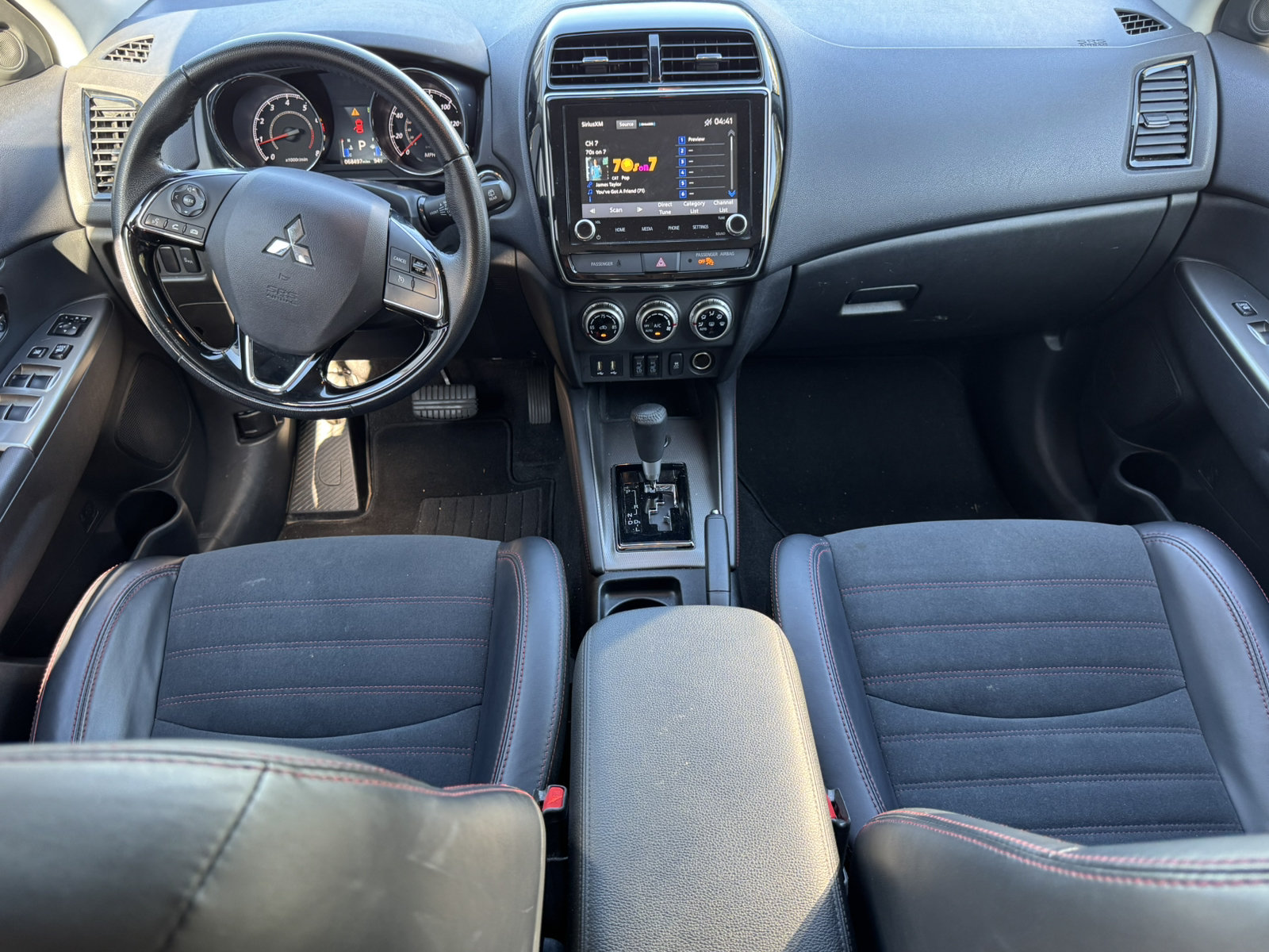 Used 2024 Mitsubishi Outlander Sport SE AWD/4WD image 23