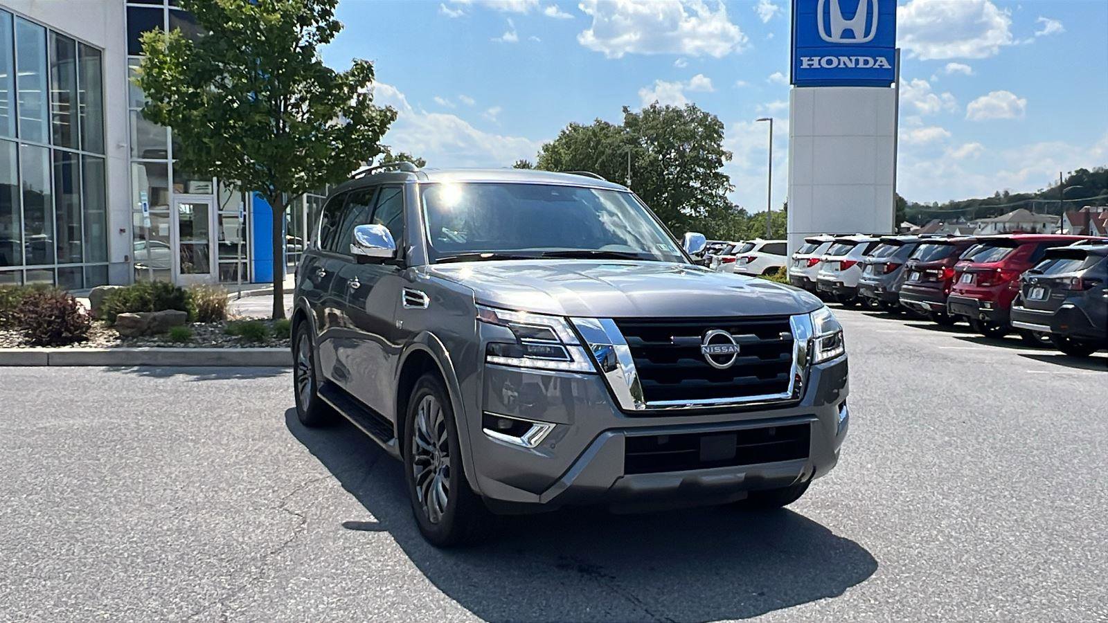 Used 2022 Nissan Armada Platinum w/ Captain's Chairs Package AWD/4WD video 1