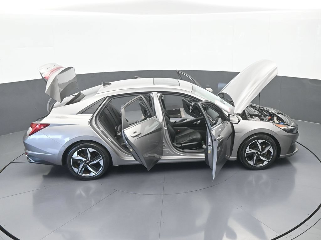 Used 2022 Hyundai Elantra Limited FWD image 69