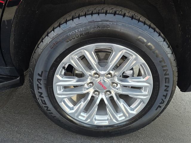Used 2024 GMC Yukon SLT image 15