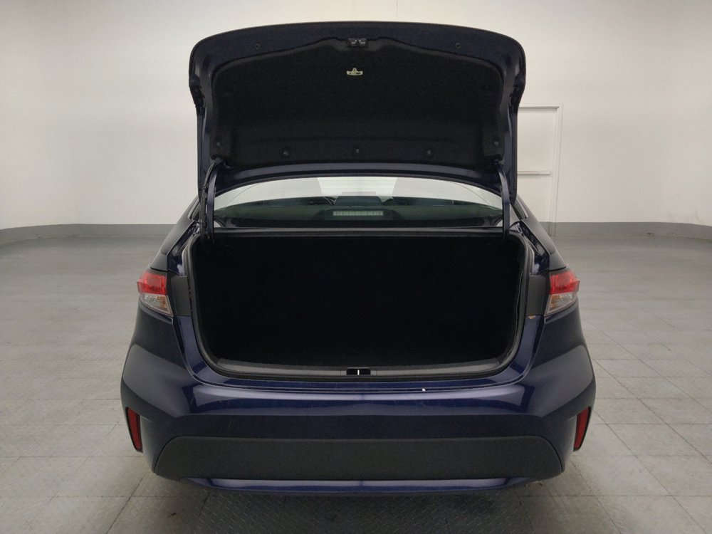 Used 2022 Toyota Corolla LE FWD image 29