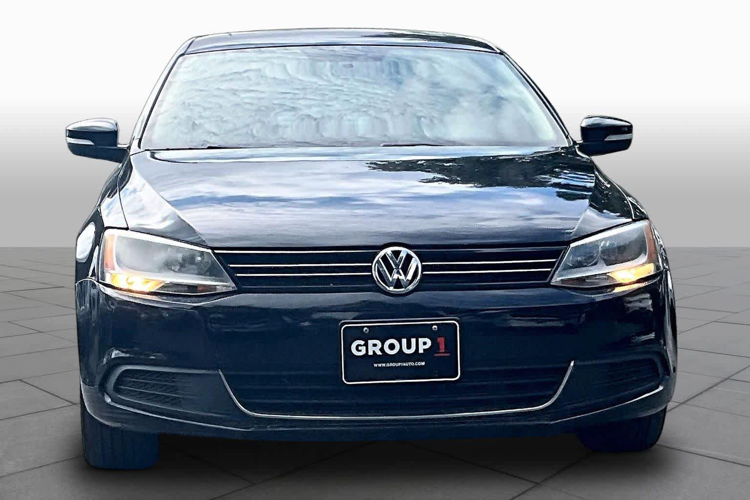 Used 2014 Volkswagen Jetta SE FWD image 4