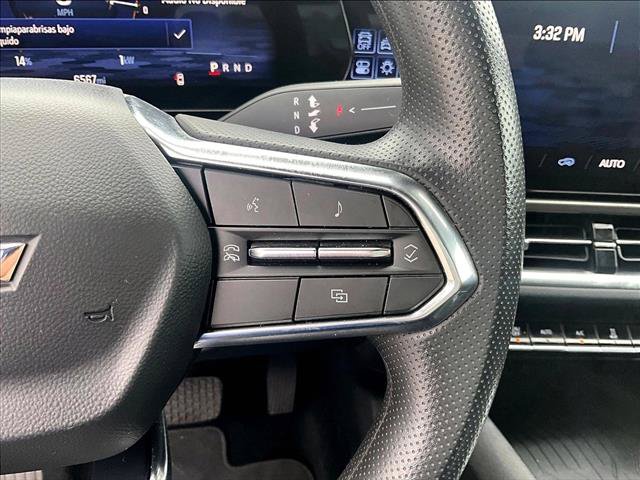 Used 2025 Chevrolet Equinox EV LT FWD image 21