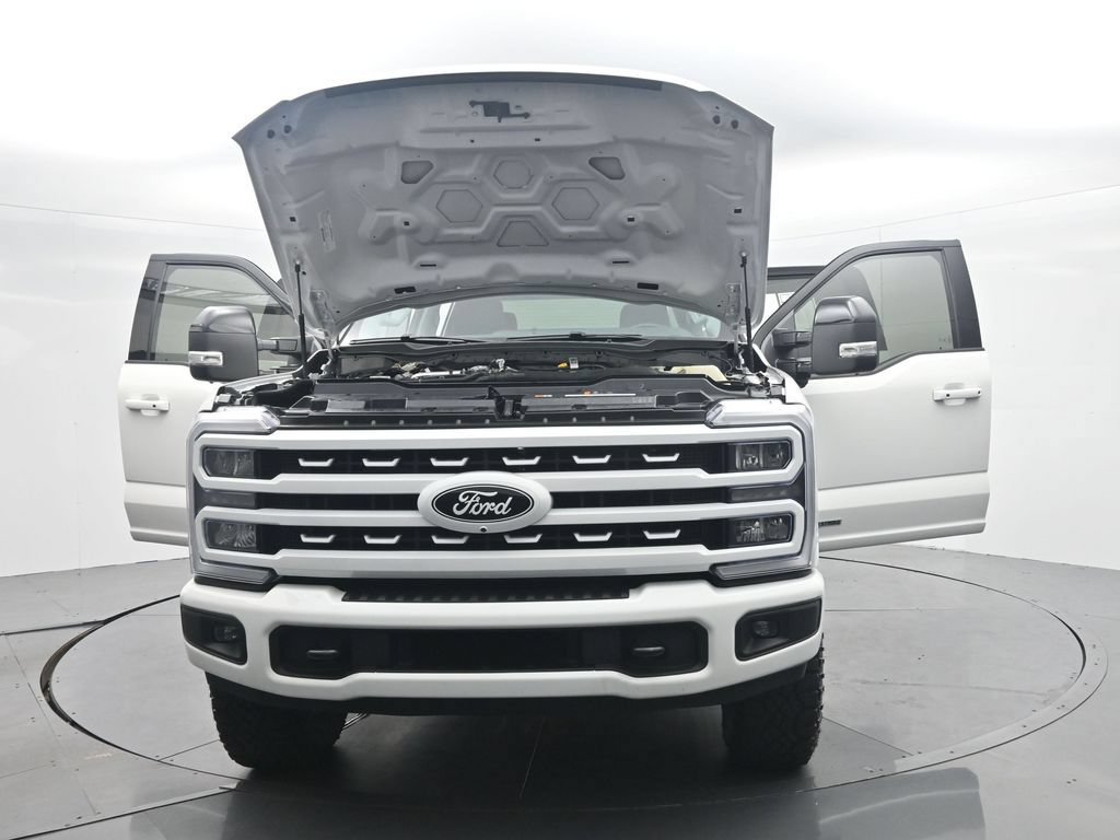 Used 2025 Ford F250 Lariat w/ Tremor Off-Road Package AWD/4WD image 54