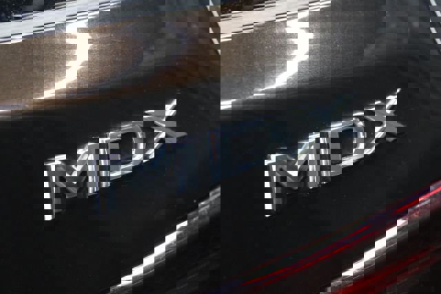 Used 2017 Acura MDX FWD w/ Tech & Entertainment image 8