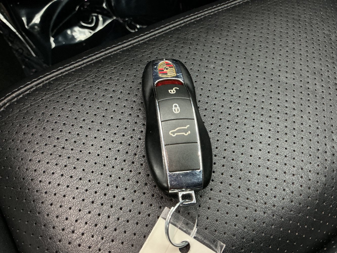 Used 2018 Porsche Macan AWD/4WD image 43