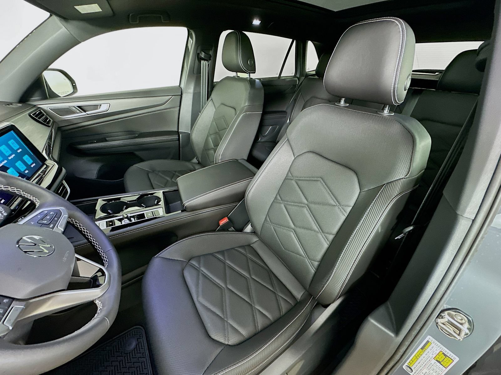 New 2026 Volkswagen Atlas Cross Sport SE AWD/4WD image 34