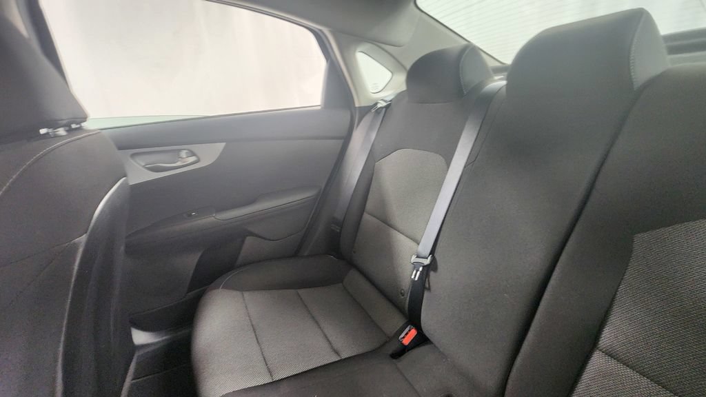 Used 2023 Kia Forte LXS w/ LXS Technology Package FWD image 14