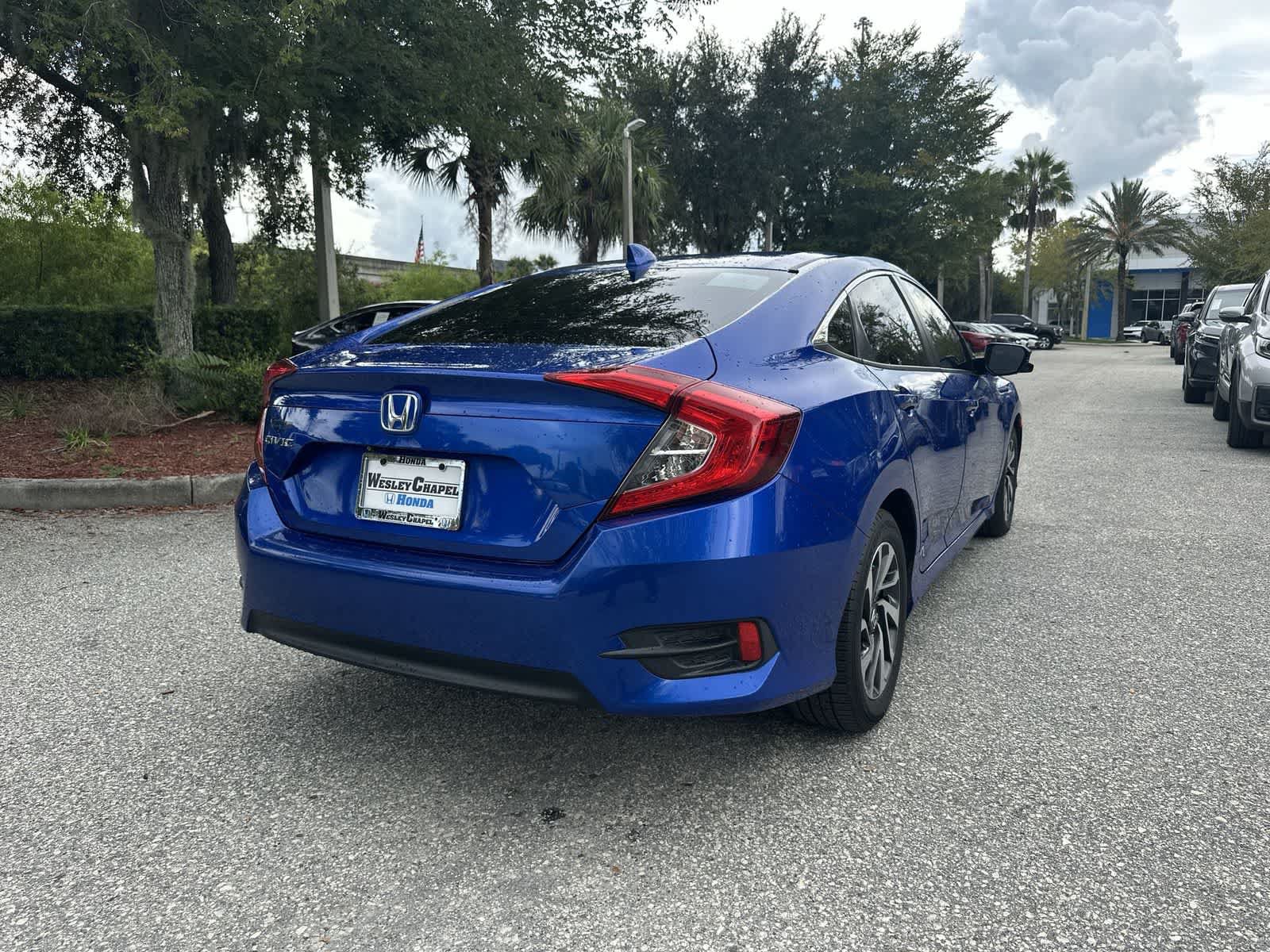 Used 2018 Honda Civic EX image 6