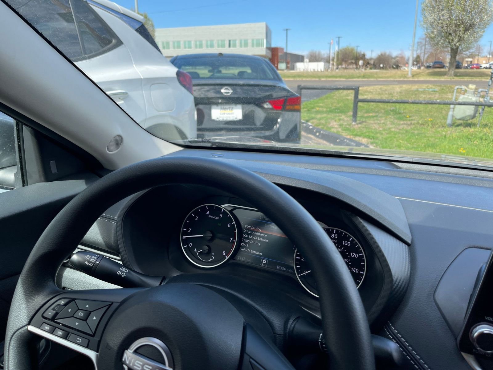 Used 2025 Nissan Sentra SV image 32