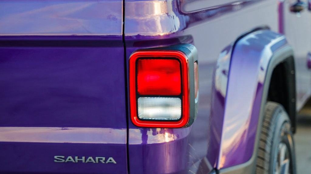New 2026 Jeep Gladiator Sport AWD/4WD image 10