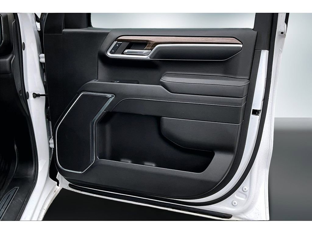 Used 2024 Chevrolet Silverado 1500 RST image 28