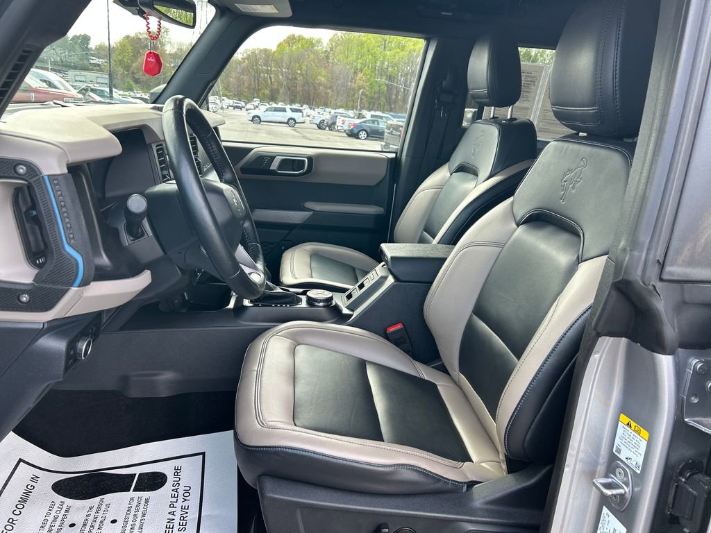 Used 2023 Ford Bronco Wildtrak image 11