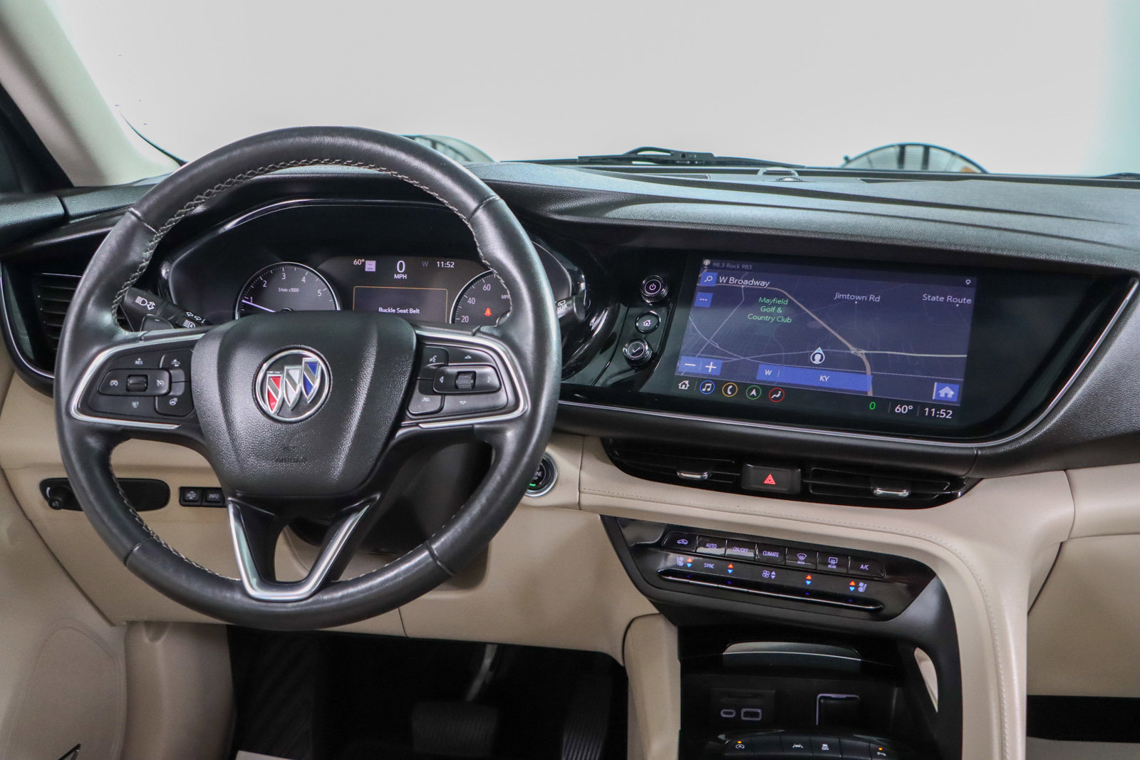 Used 2021 Buick Envision Avenir image 17