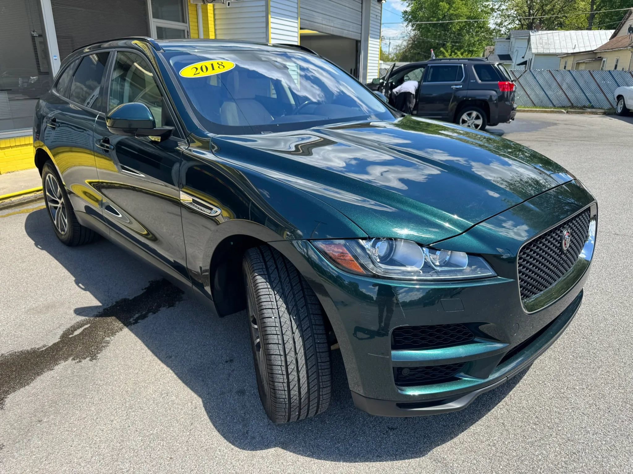 Used 2018 Jaguar F-PACE Premium AWD/4WD image 12