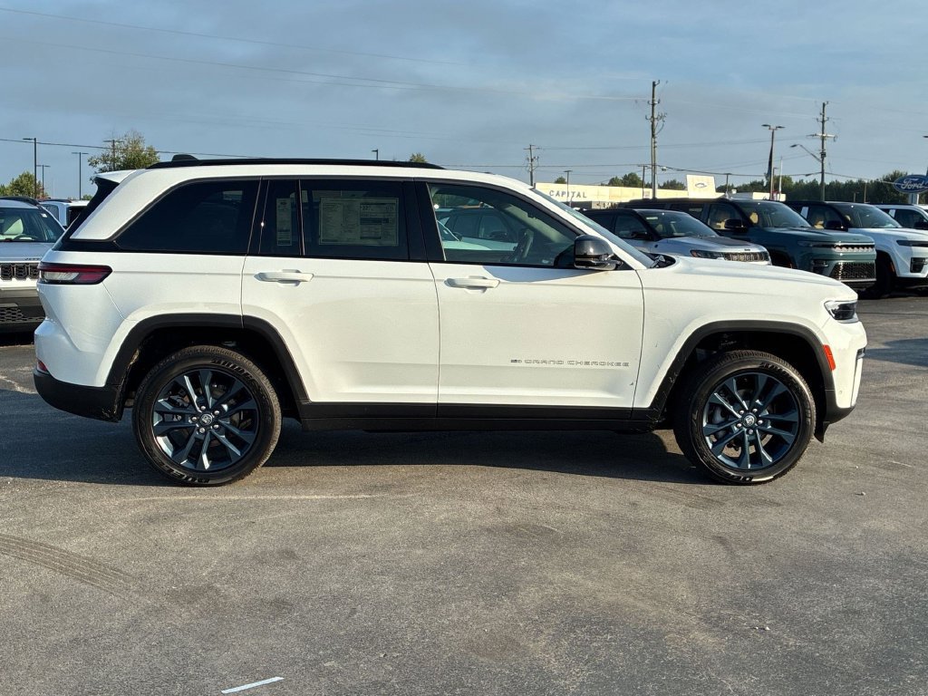New 2026 Jeep Grand Cherokee Limited AWD/4WD image 3