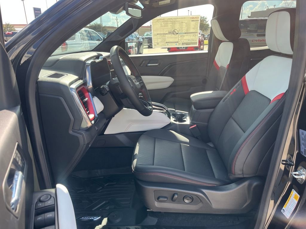 New 2026 GMC Canyon AT4X image 10