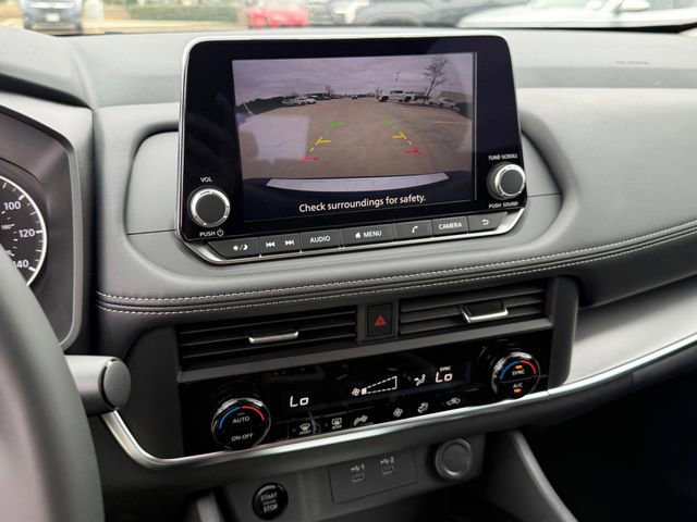 Used 2026 Nissan Rogue SV image 22