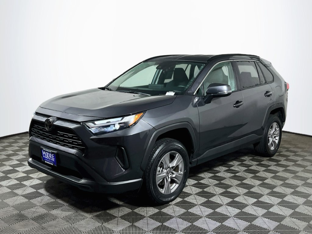 Certified 2025 Toyota RAV4 XLE AWD/4WD image 3