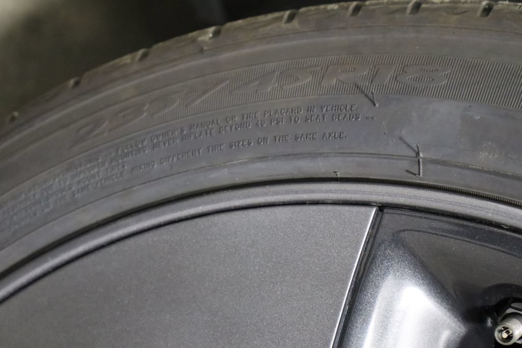 Used 2018 Tesla Model 3 Long Range RWD image 42