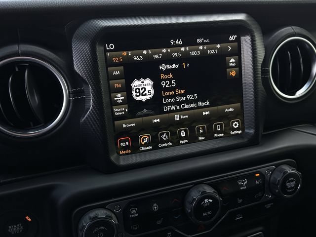 Used 2021 Jeep Wrangler Unlimited Sahara w/ Cold Weather Group AWD/4WD image 19