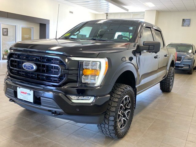 Used 2022 Ford F150 XLT w/ Equipment Group 302A High AWD/4WD image 4