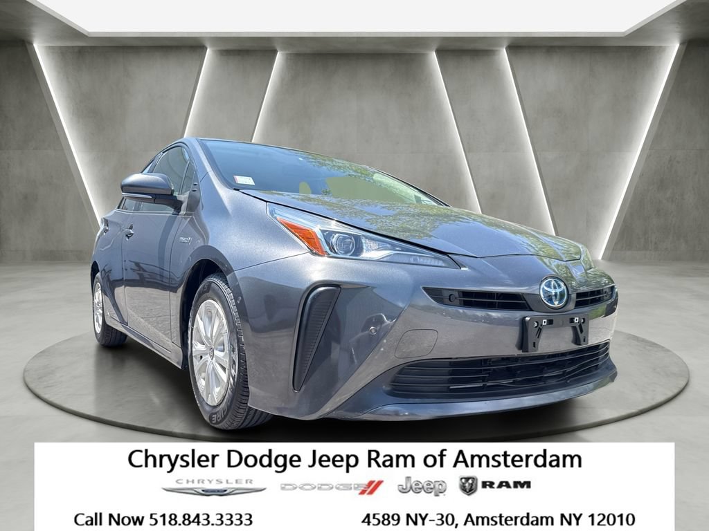 Used 2022 Toyota Prius LE FWD video 1