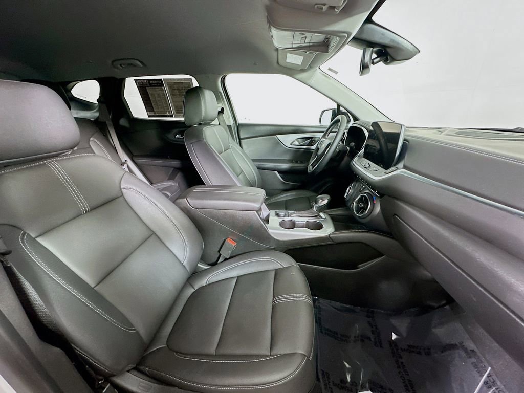 Used 2024 Chevrolet Blazer LT w/ Redline Edition image 12