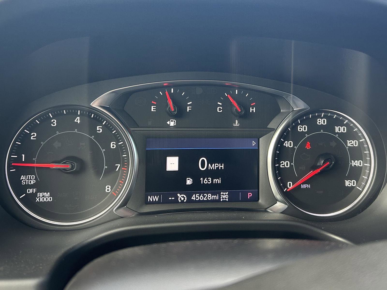 Used 2023 GMC Acadia AT4 w/ Preferred Package image 25