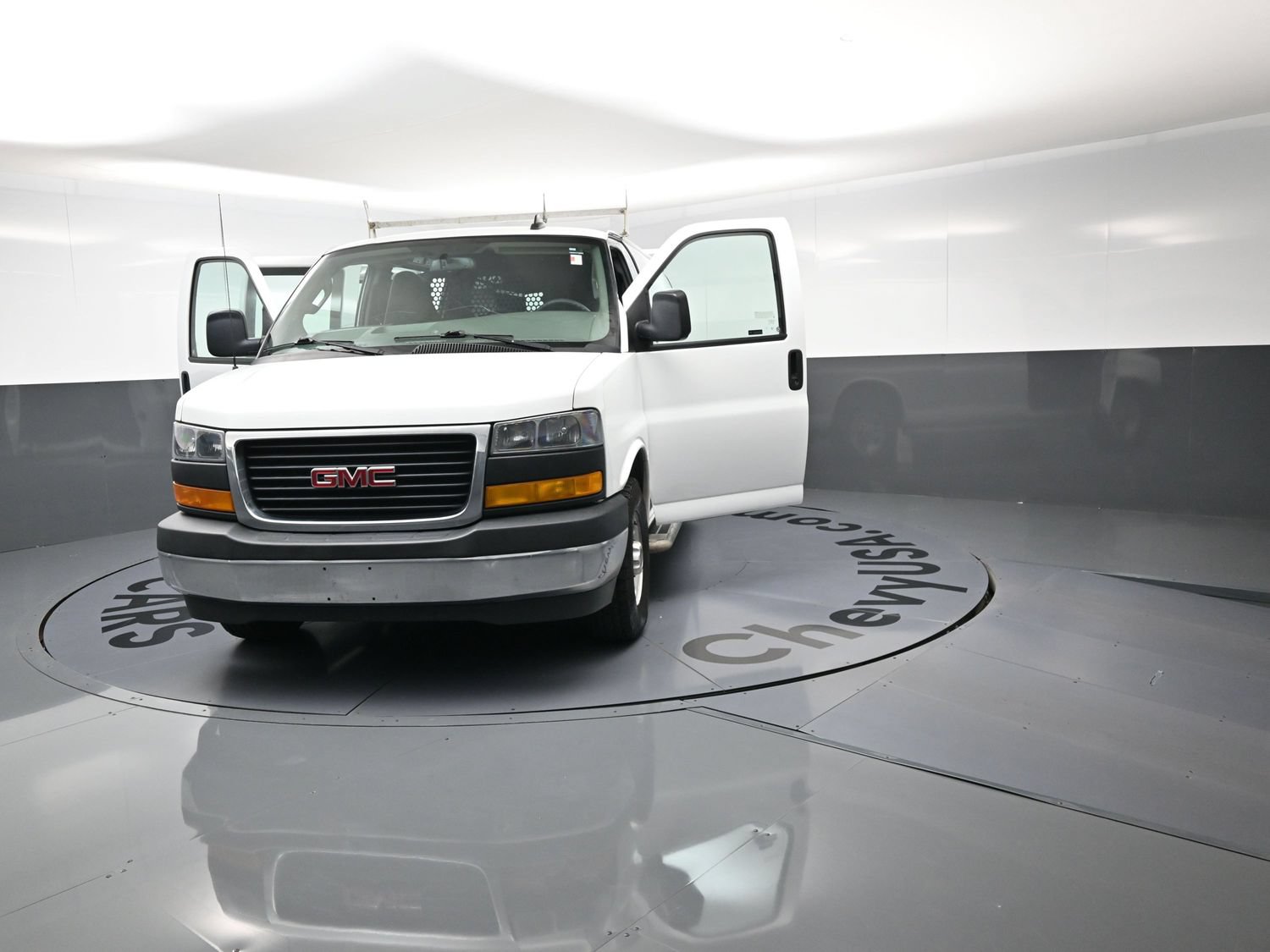 Used 2021 GMC Savana 2500 w/ Driver Convenience Package RWD image 20