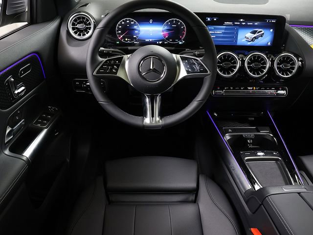 New 2026 Mercedes-Benz GLA 250 4MATIC image 14