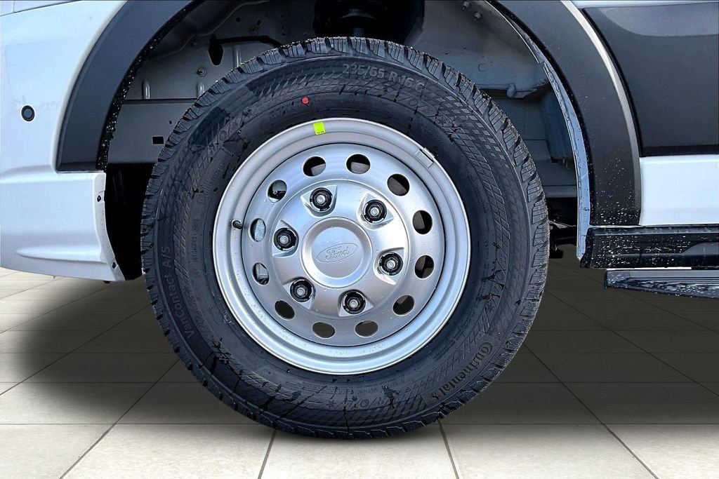 New 2026 Ford Transit 250 148 Medium Roof image 7
