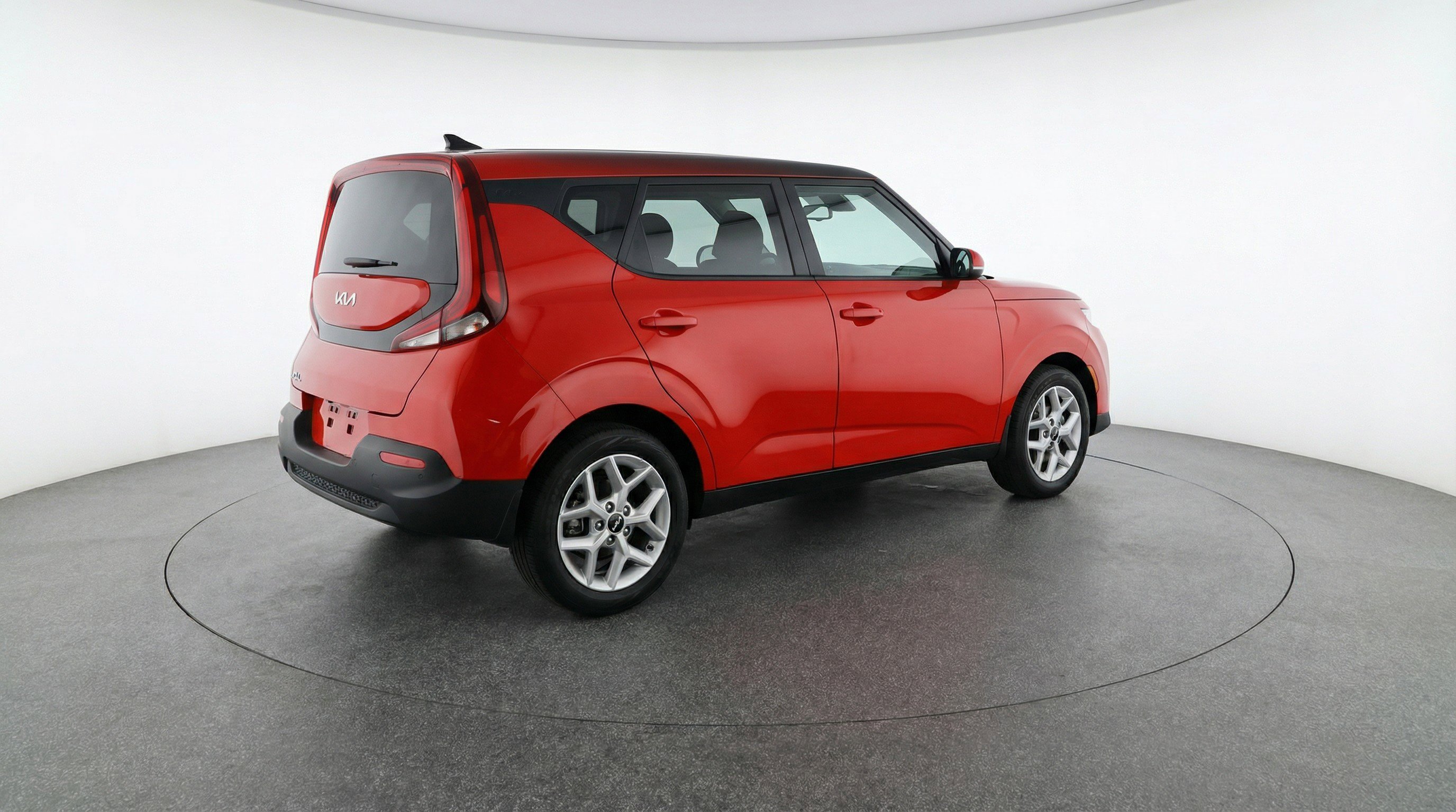 Used 2025 Kia Soul LX w/ LX Technology Package image 9