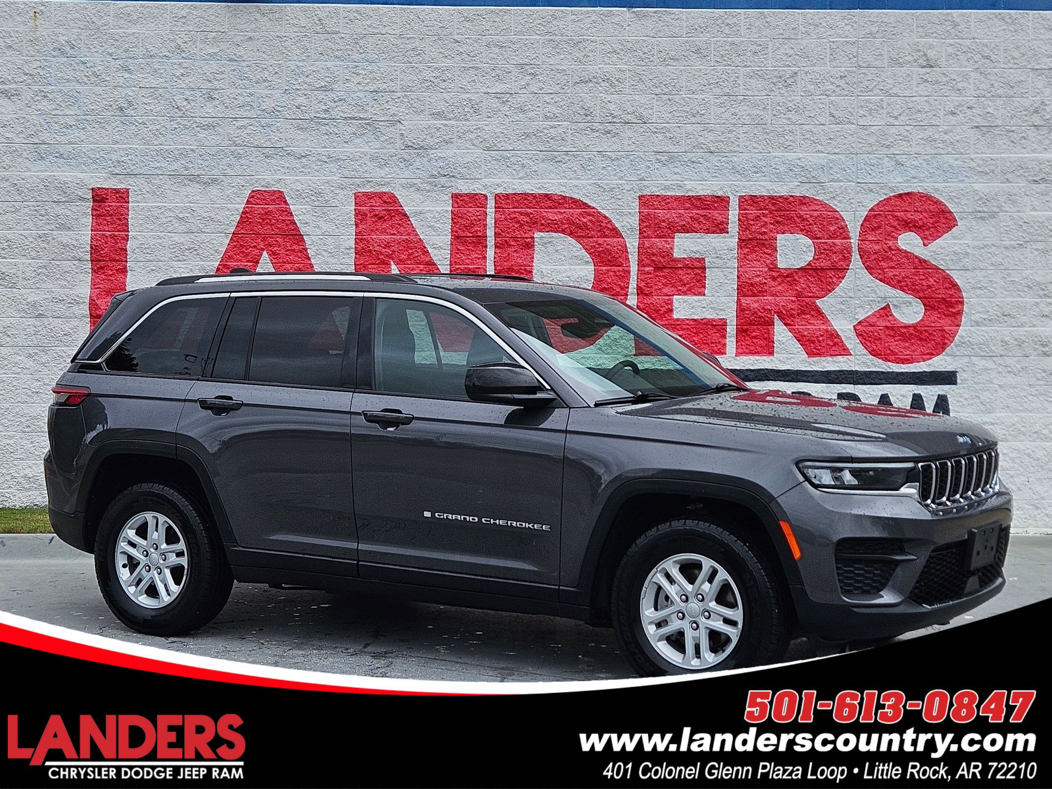 Used 2024 Jeep Grand Cherokee Laredo