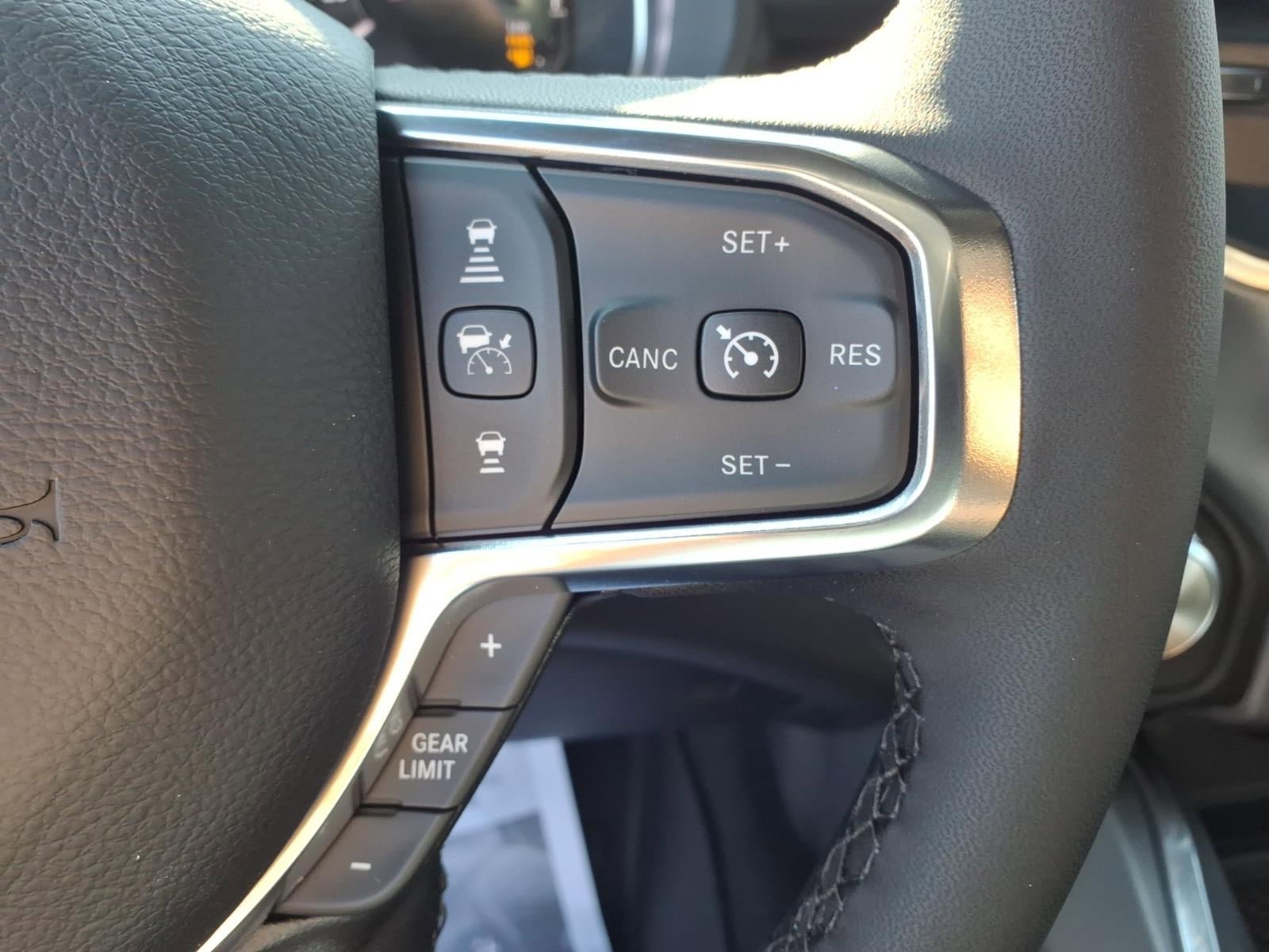 New 2026 RAM 1500 Laramie AWD/4WD image 12