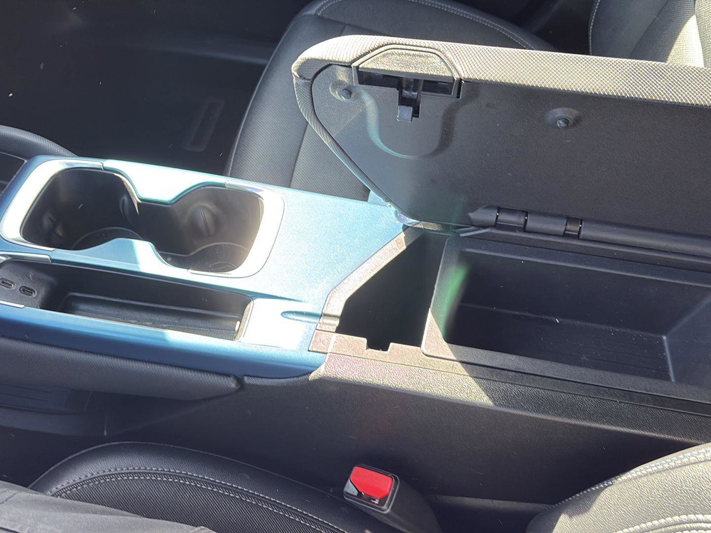 Used 2024 Chevrolet Equinox EV LT w/ LPO, Trailering Package image 23