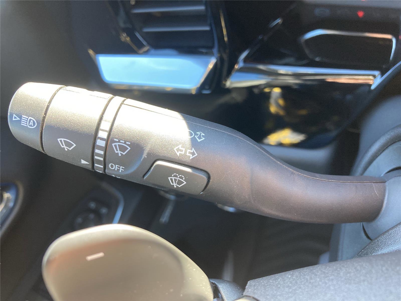 Used 2024 Chevrolet Silverado 1500 LTZ w/ LTZ Convenience Package II image 23