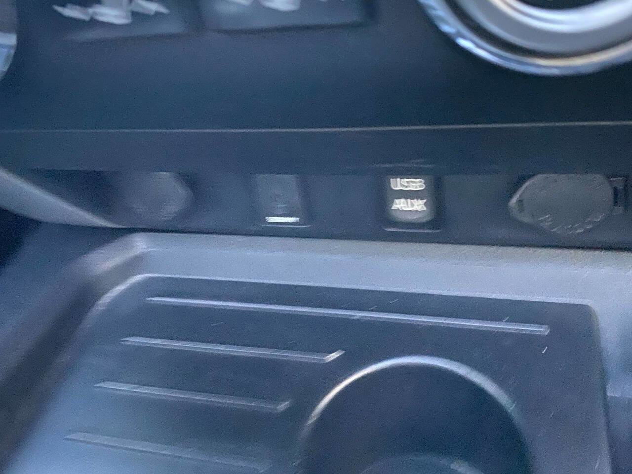 Used 2018 Toyota Tundra Limited w/ Limited Premium Package image 42