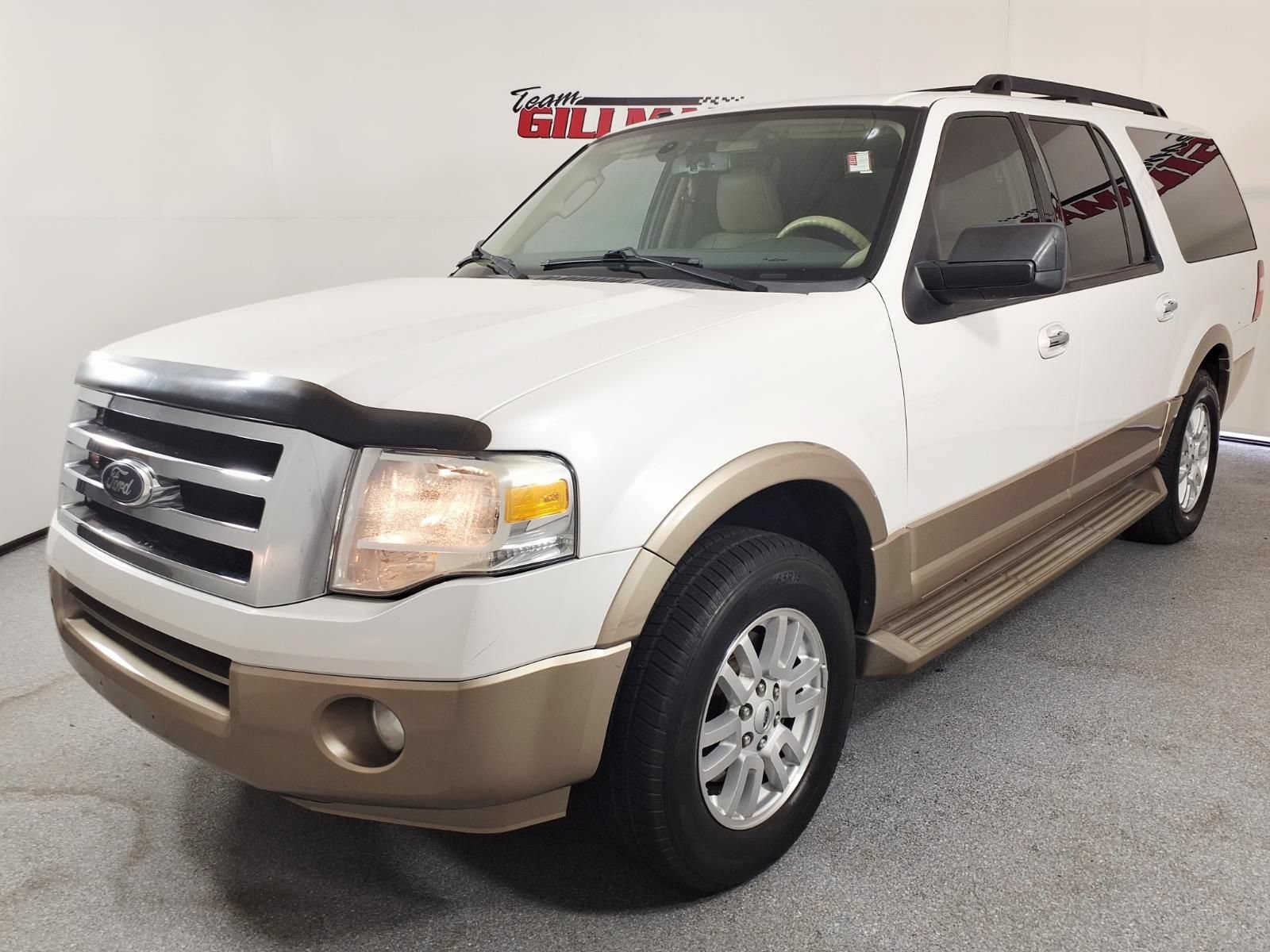 Used 2014 Ford Expedition EL XLT w/ Equipment Group 202A RWD image 3