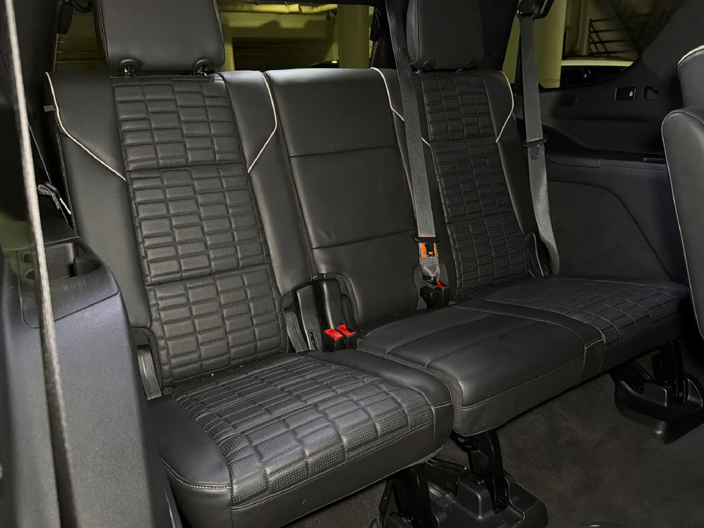 Used 2023 Cadillac Escalade V w/ LPO, Floor Liner Package AWD/4WD image 21
